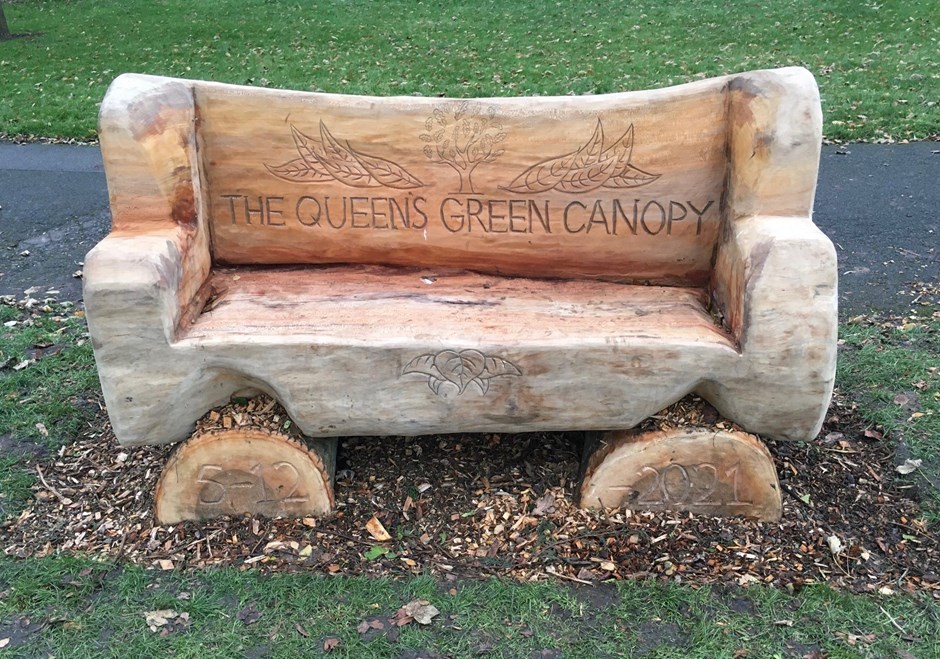 Carved bench for the Queen's Jubilee